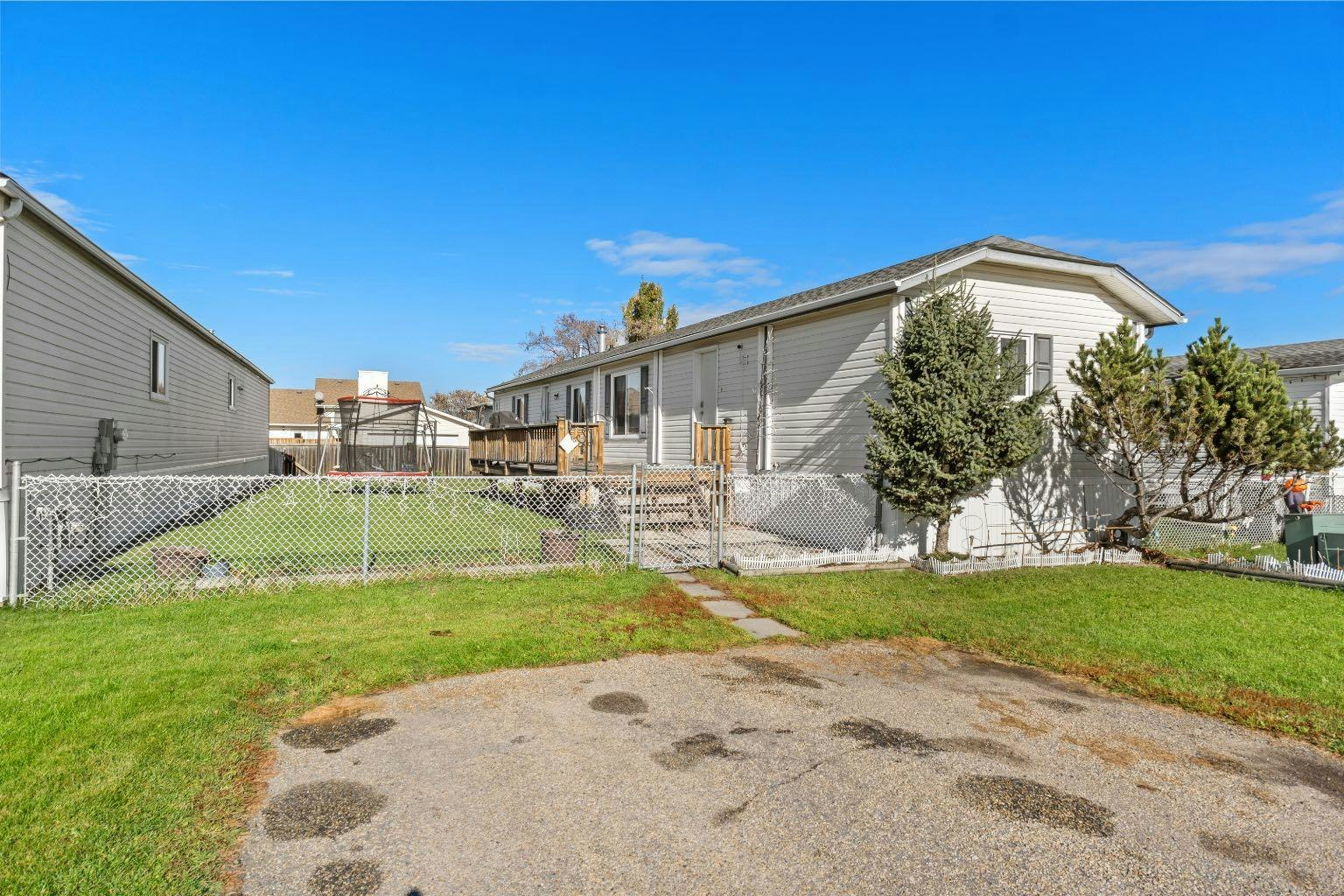 32 Davio Place, Whitecourt, AB, T7S 1V1