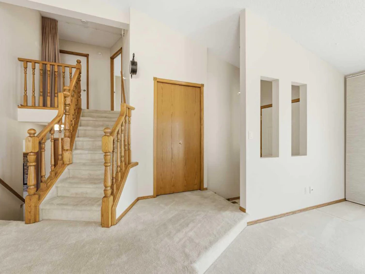 141 Woodbrook Road SW, Calgary, AB, T2W 6C6 - 2