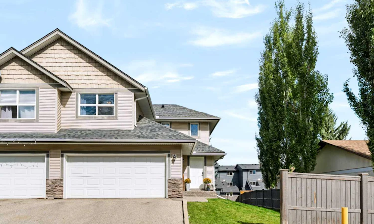 75 Cedarwood Lane SW