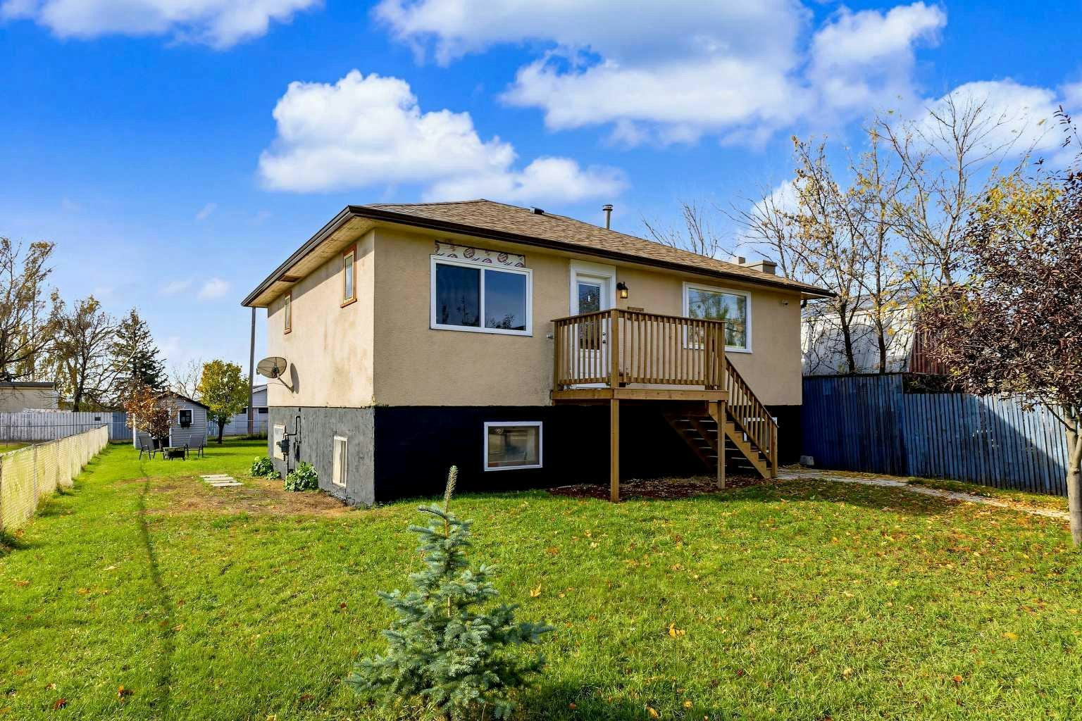 105 3 Avenue, Rural Wheatland County, AB, T0J 0S0