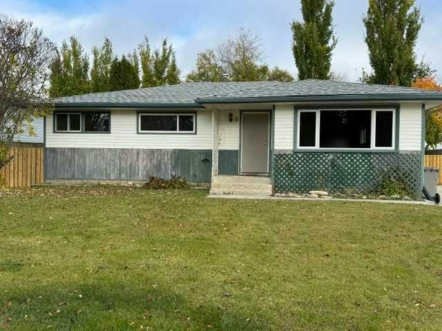 8 Mcleod Drive, Whitecourt, AB, T7S 1H3