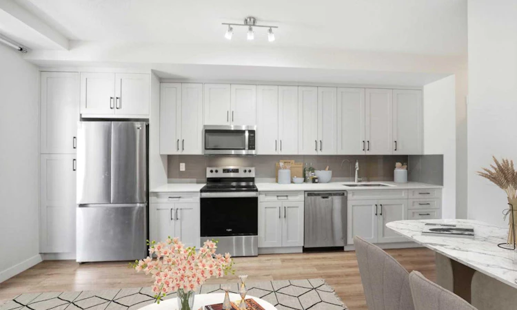 315-10 Sage Hill NW