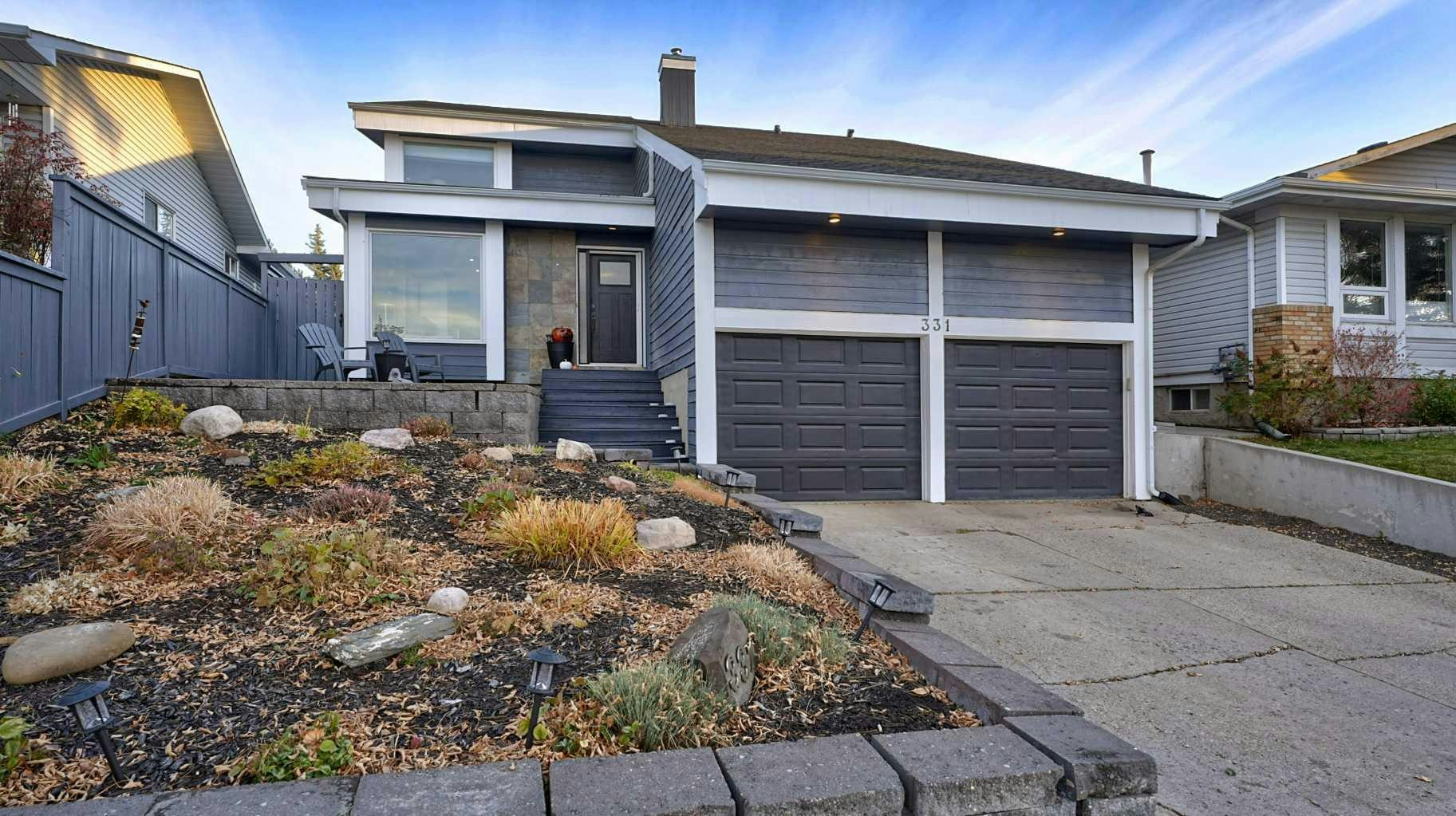 331 Woodbine Boulevard SW, Calgary, AB, T2W 4K8
