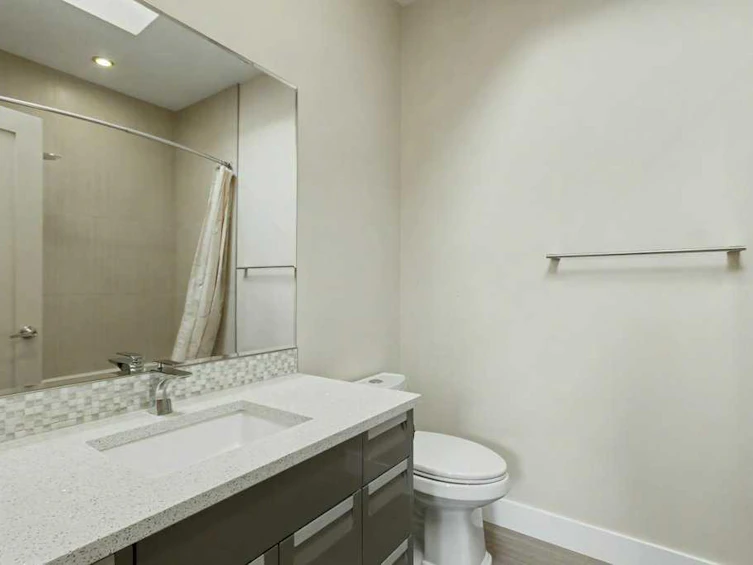 925 41 Street SW, Calgary, AB, T3C 1X3 - 21