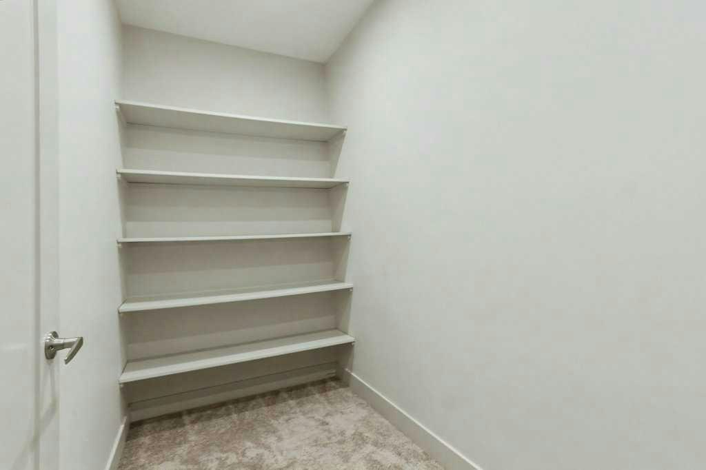 925 41 Street SW, Calgary, AB, T3C 1X3 - 28