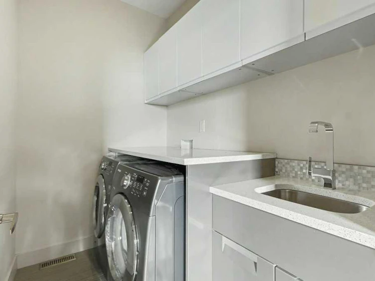 925 41 Street SW, Calgary, AB, T3C 1X3 - 23