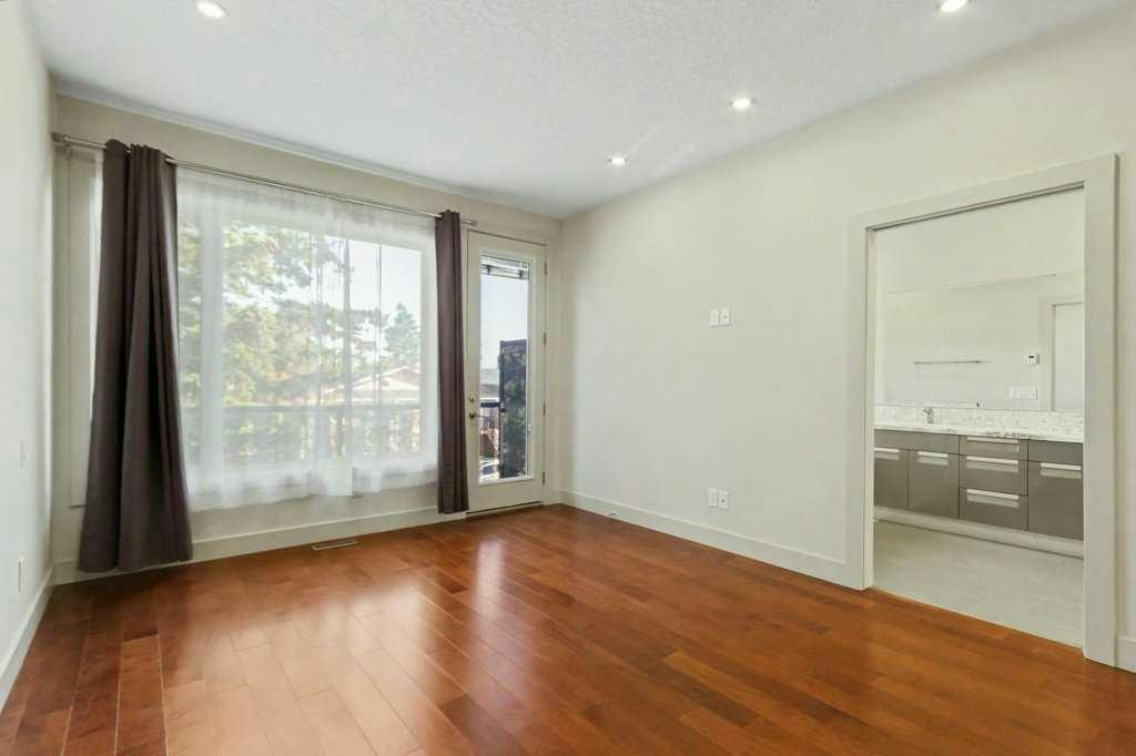 925 41 Street SW, Calgary, AB, T3C 1X3 - 16