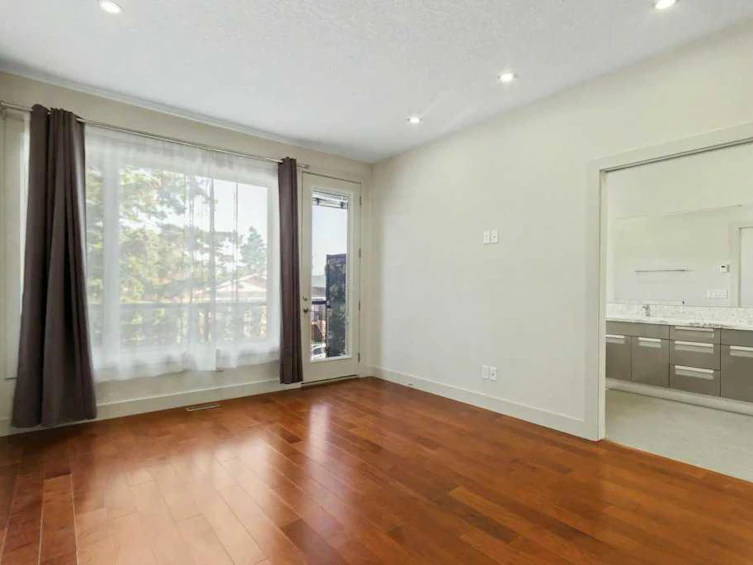 925 41 Street SW, Calgary, AB, T3C 1X3 - 16