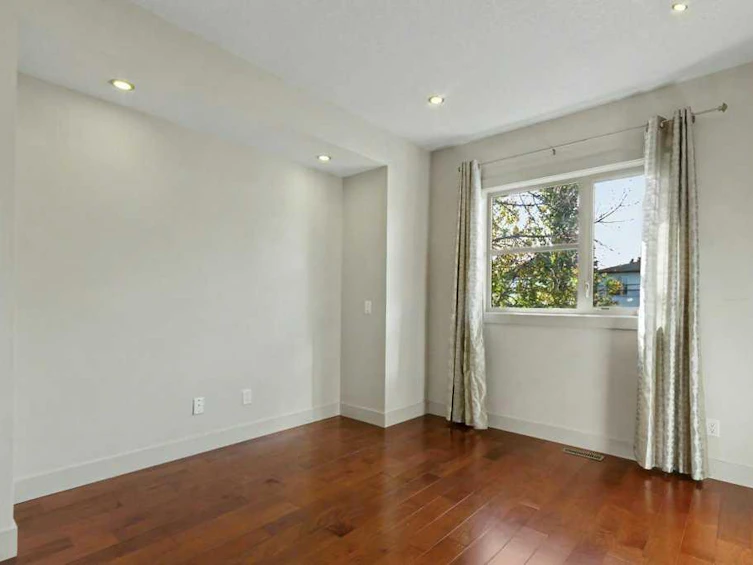 925 41 Street SW, Calgary, AB, T3C 1X3 - 22