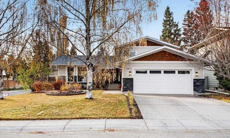 131 Parkside Crescent SE