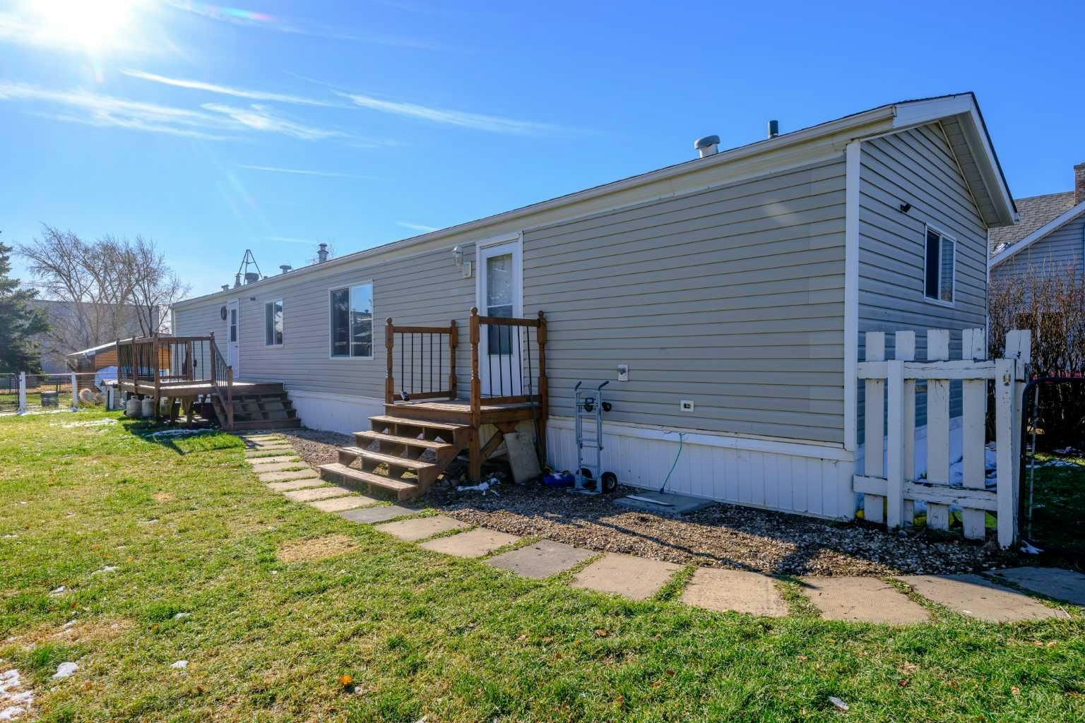 10017 100 Avenue, County of Grande Prairie, AB, T0H 2J0