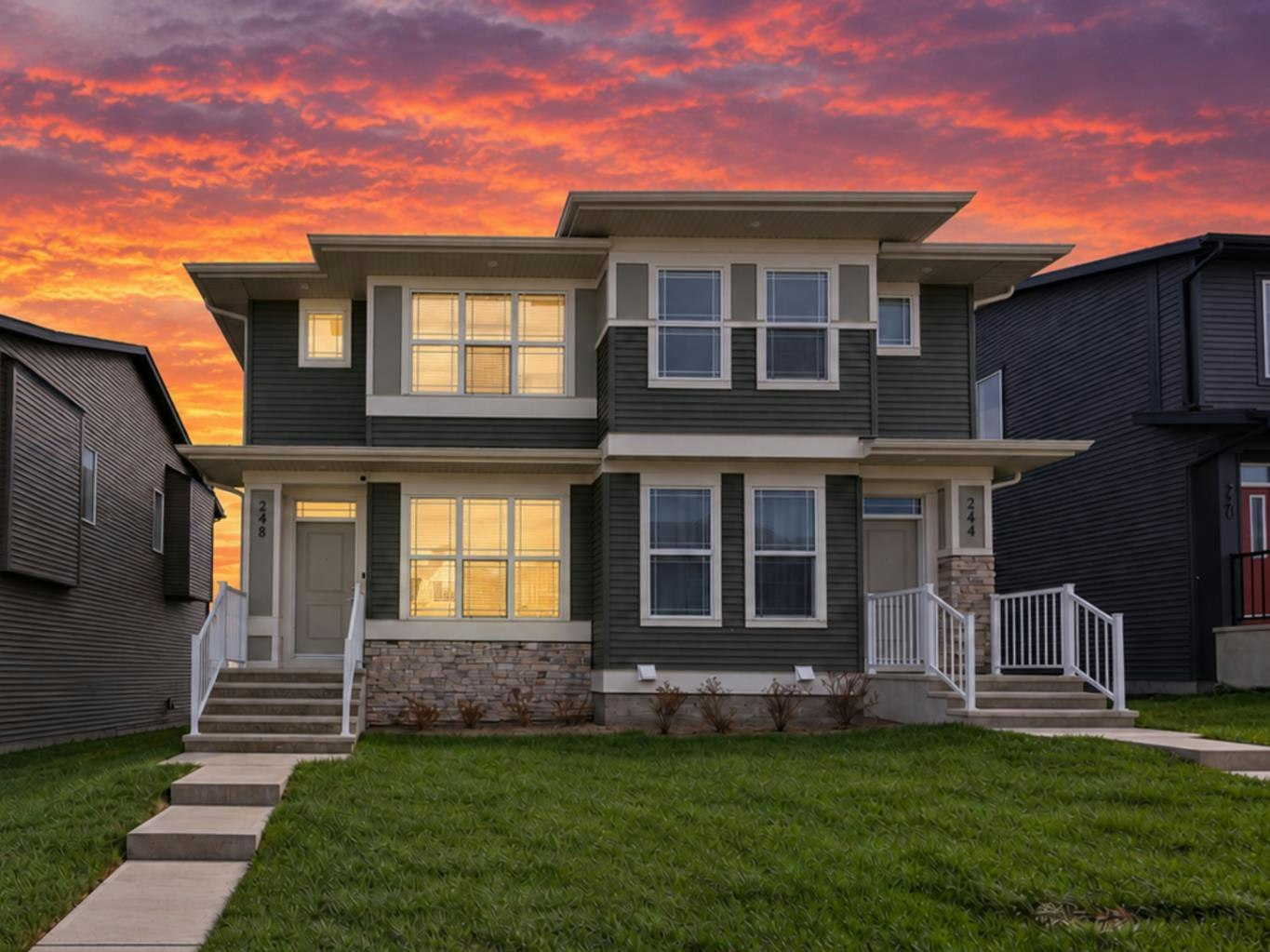 248 Annette Villas NW, Calgary, AB, T3R 2K5
