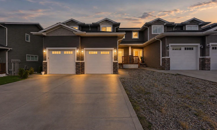 27 Rowberry Court