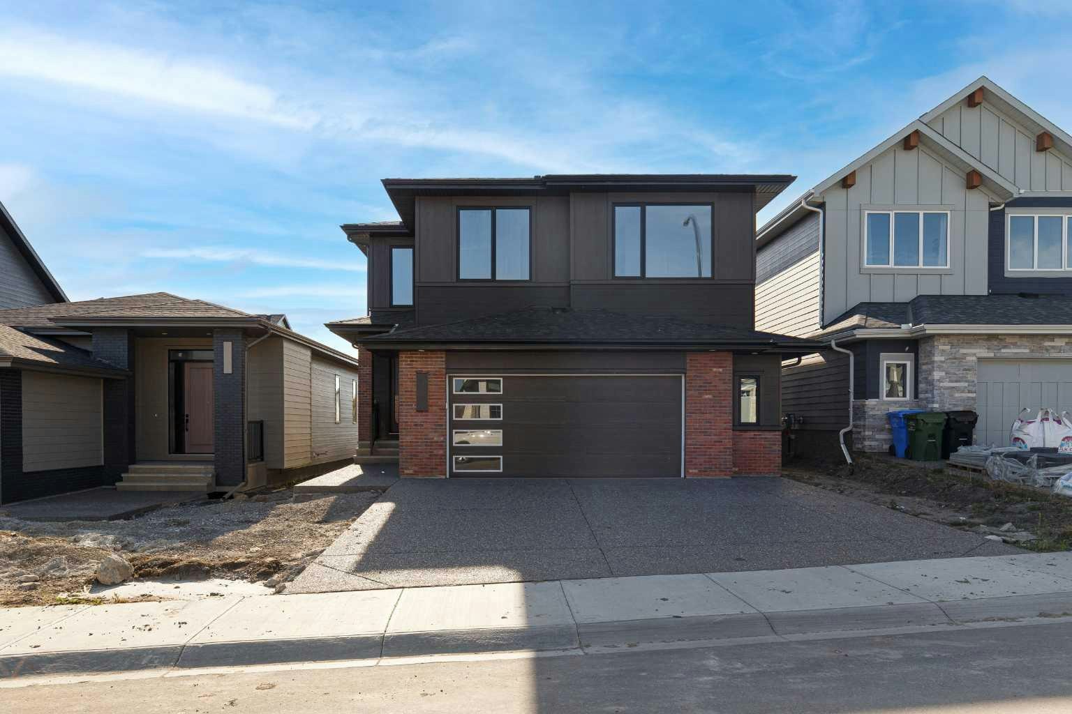 141 Creekstone Hill SW, Calgary, AB, T2X 5G6