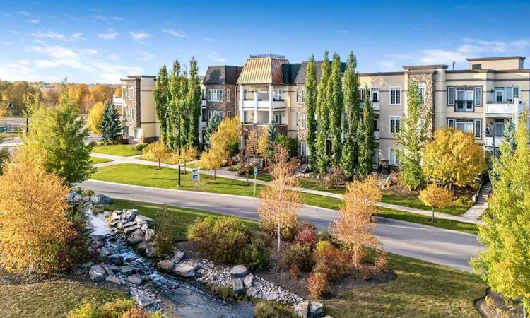 307-39 Quarry Way SE
