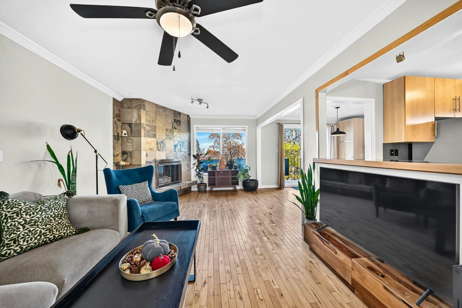 1005 Hunterhaven Road NW, Calgary, AB, T2K 4K4
