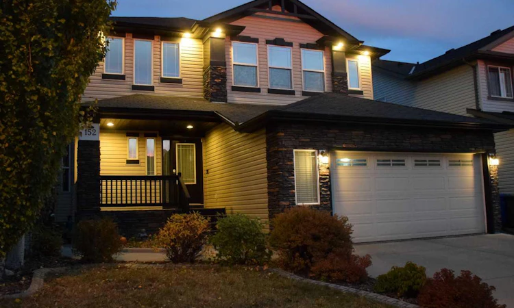 152 Hawkmere Way
