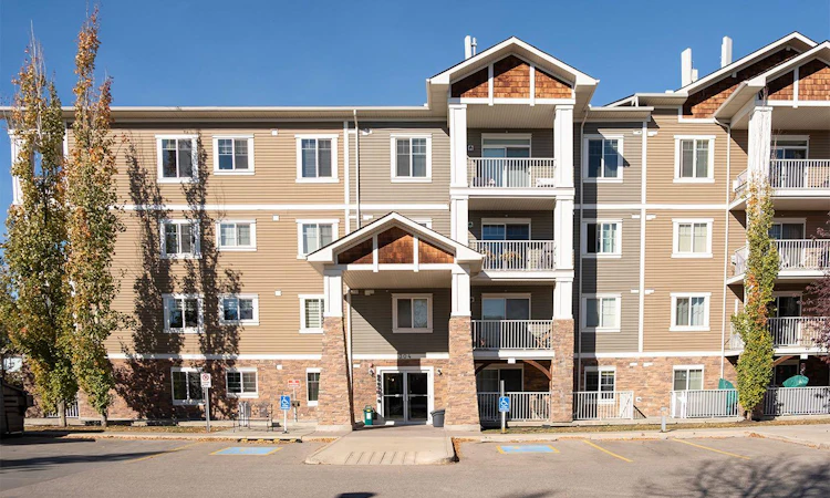 204-304 Cranberry Park SE