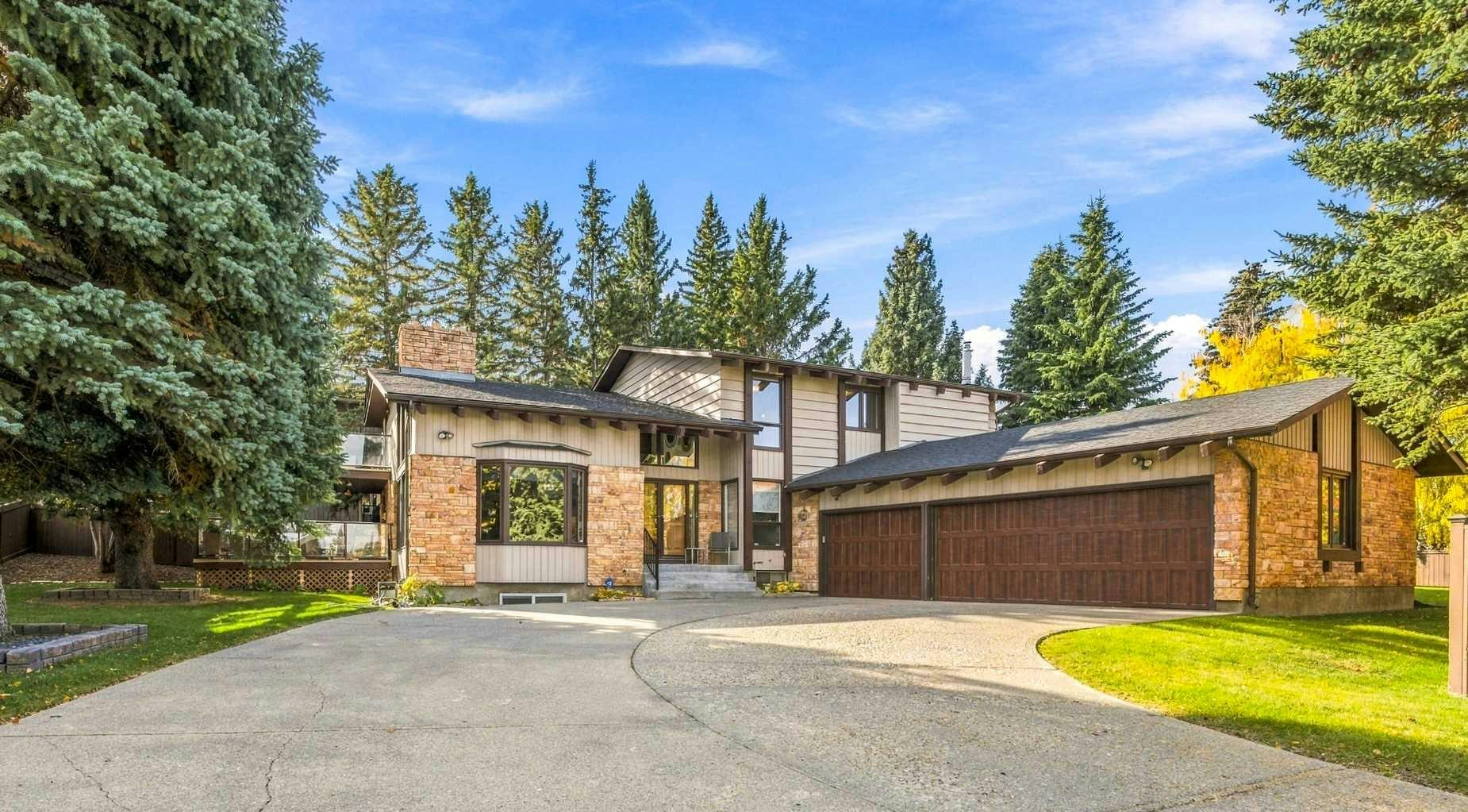340 Pump Hill Gardens SW, Calgary, AB, T2V 4M7