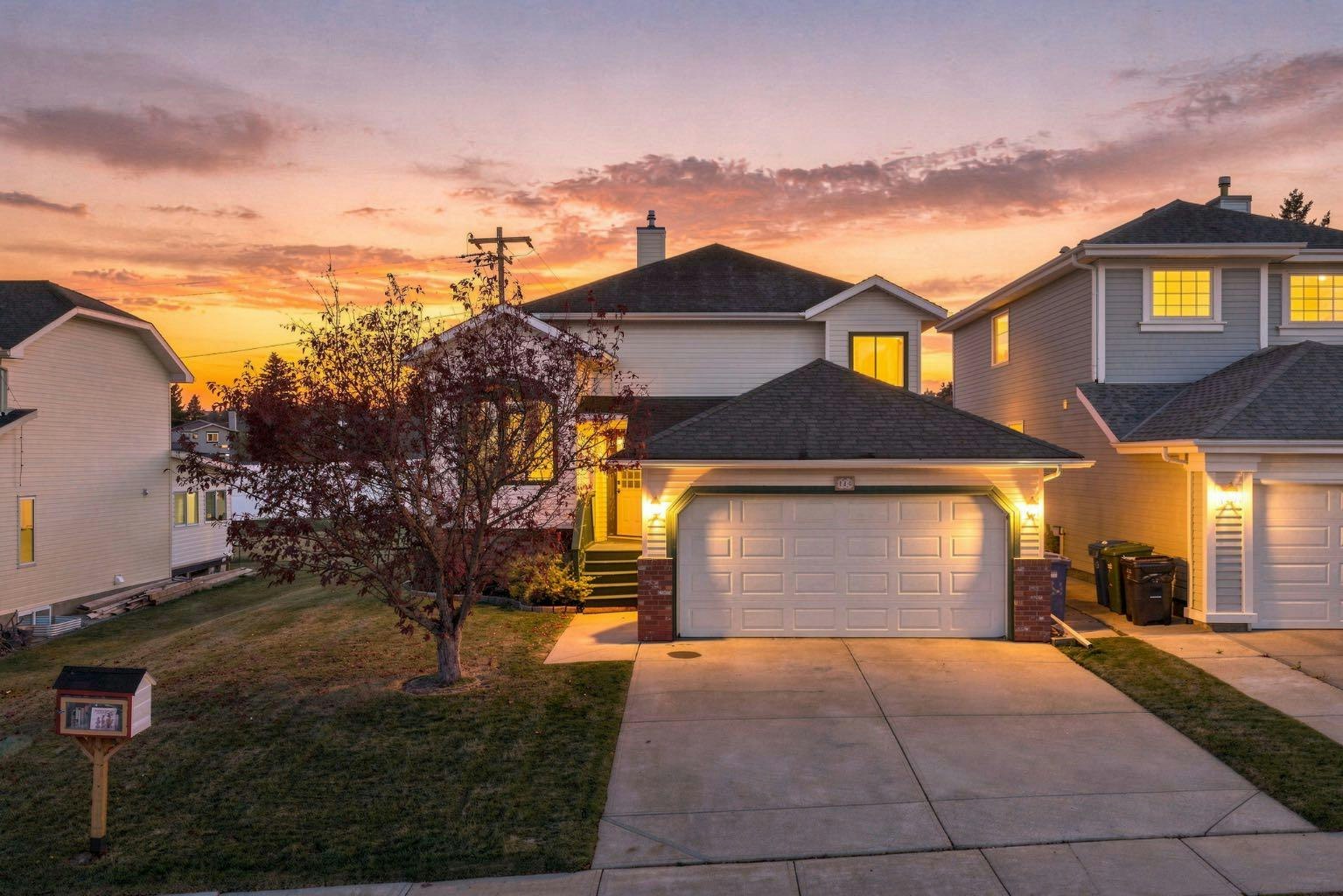 184 Hidden Circle NW, Calgary, AB, T3A 5G8