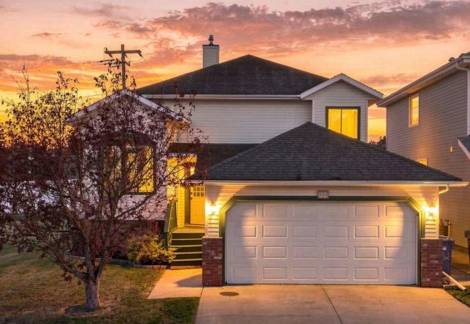 184 Hidden Circle NW, Calgary, AB, T3A 5G8