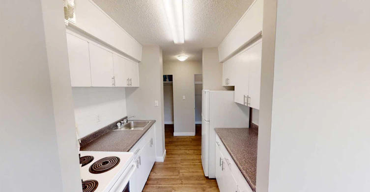 8-10802 99 Street, Grande Prairie, AB, T8V 2H5 - 4