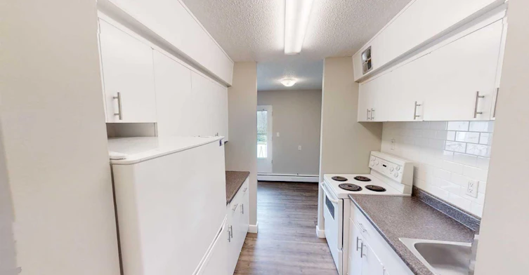 8-10802 99 Street, Grande Prairie, AB, T8V 2H5 - 3