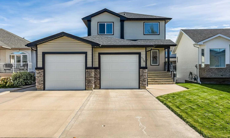 178 Sunrise Road SW