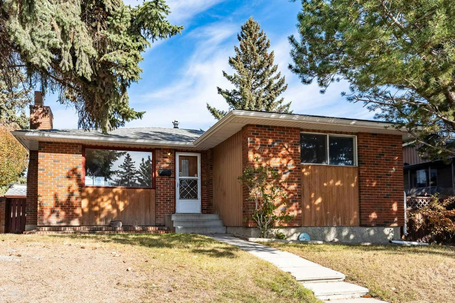 20 Blackthorn Place NE, Calgary, AB, T2K 4Y3