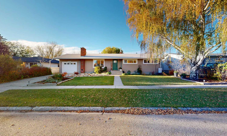 2510 20 Street