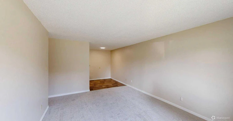 107-405 Columbia Boulevard W, Lethbridge, AB, T1K 5R8 - 2
