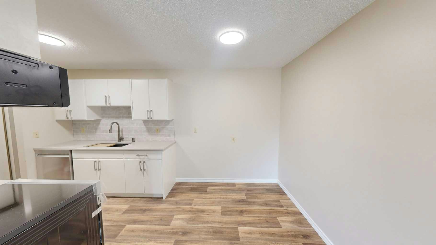 107-405 Columbia Boulevard W, Lethbridge, AB, T1K 5R8 - 9