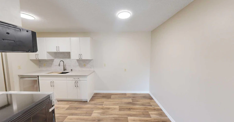 107-405 Columbia Boulevard W, Lethbridge, AB, T1K 5R8 - 9