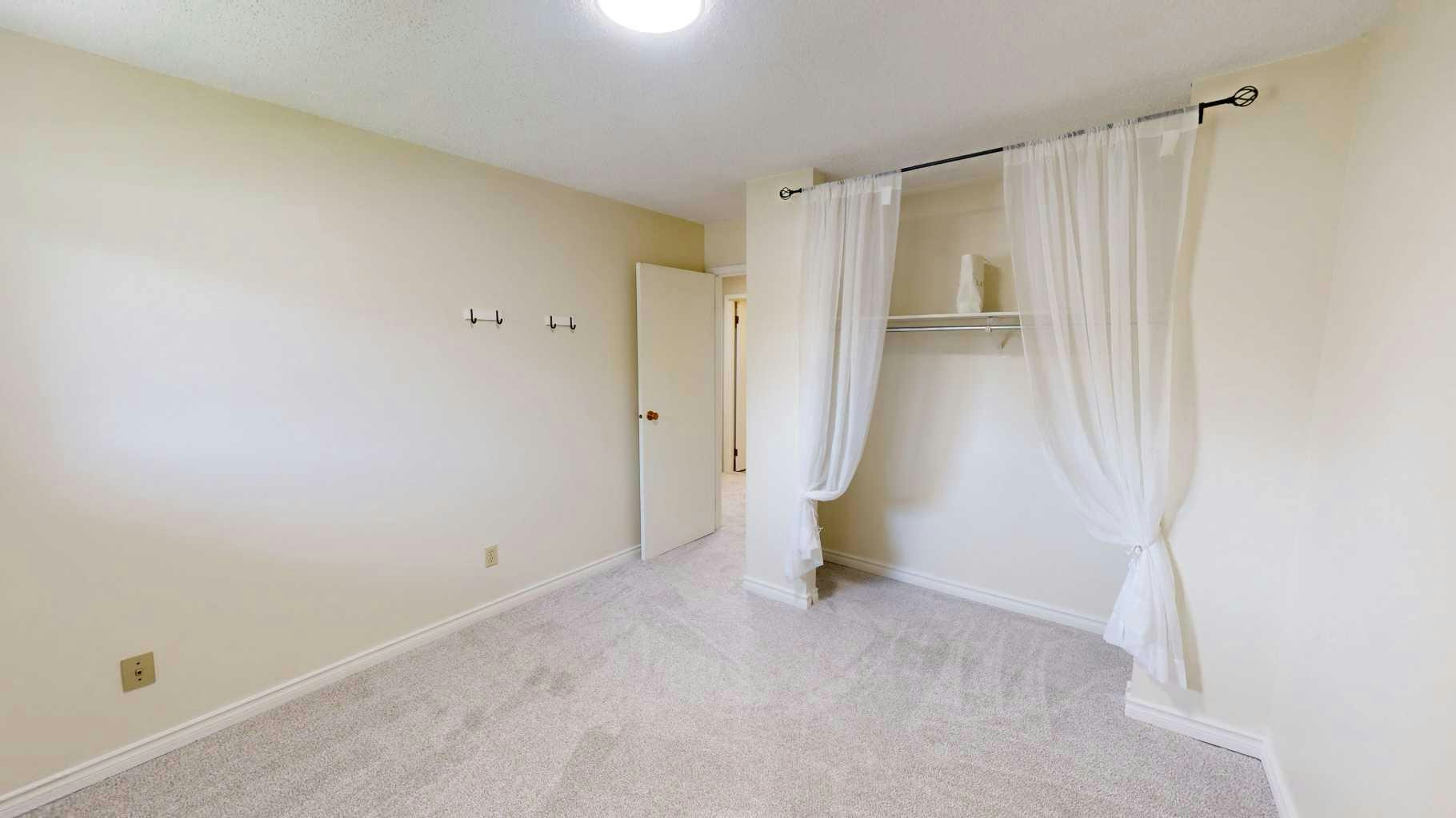 107-405 Columbia Boulevard W, Lethbridge, AB, T1K 5R8 - 12