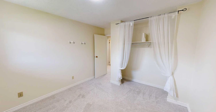 107-405 Columbia Boulevard W, Lethbridge, AB, T1K 5R8 - 12