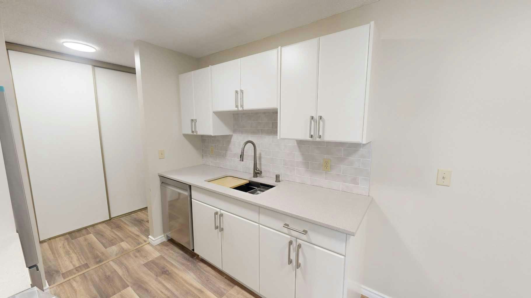 107-405 Columbia Boulevard W, Lethbridge, AB, T1K 5R8 - 6