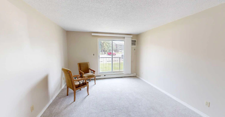 107-405 Columbia Boulevard W, Lethbridge, AB, T1K 5R8 - 4