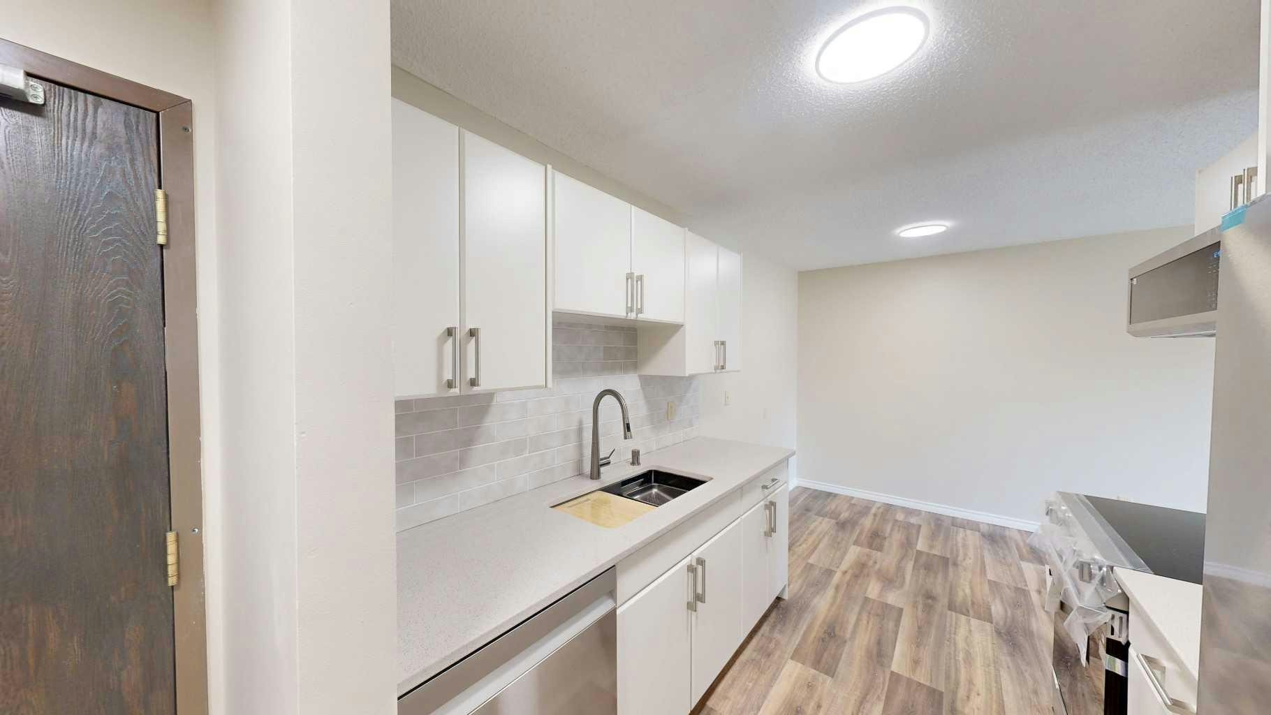 107-405 Columbia Boulevard W, Lethbridge, AB, T1K 5R8 - 8