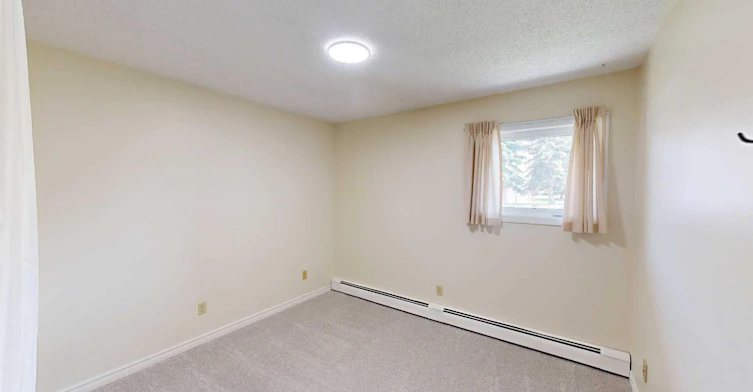 107-405 Columbia Boulevard W, Lethbridge, AB, T1K 5R8 - 11
