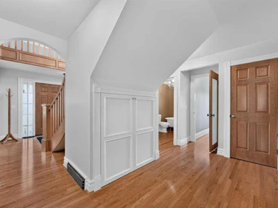 800 8 Street SE - 5