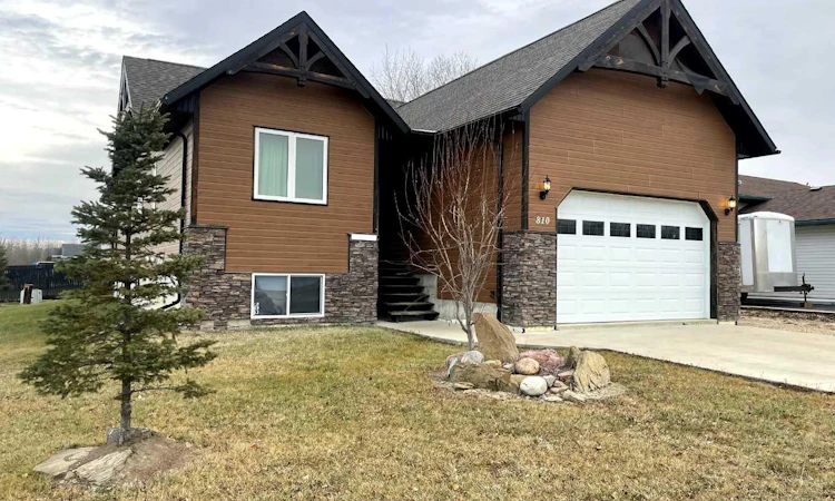 810 7 Ave