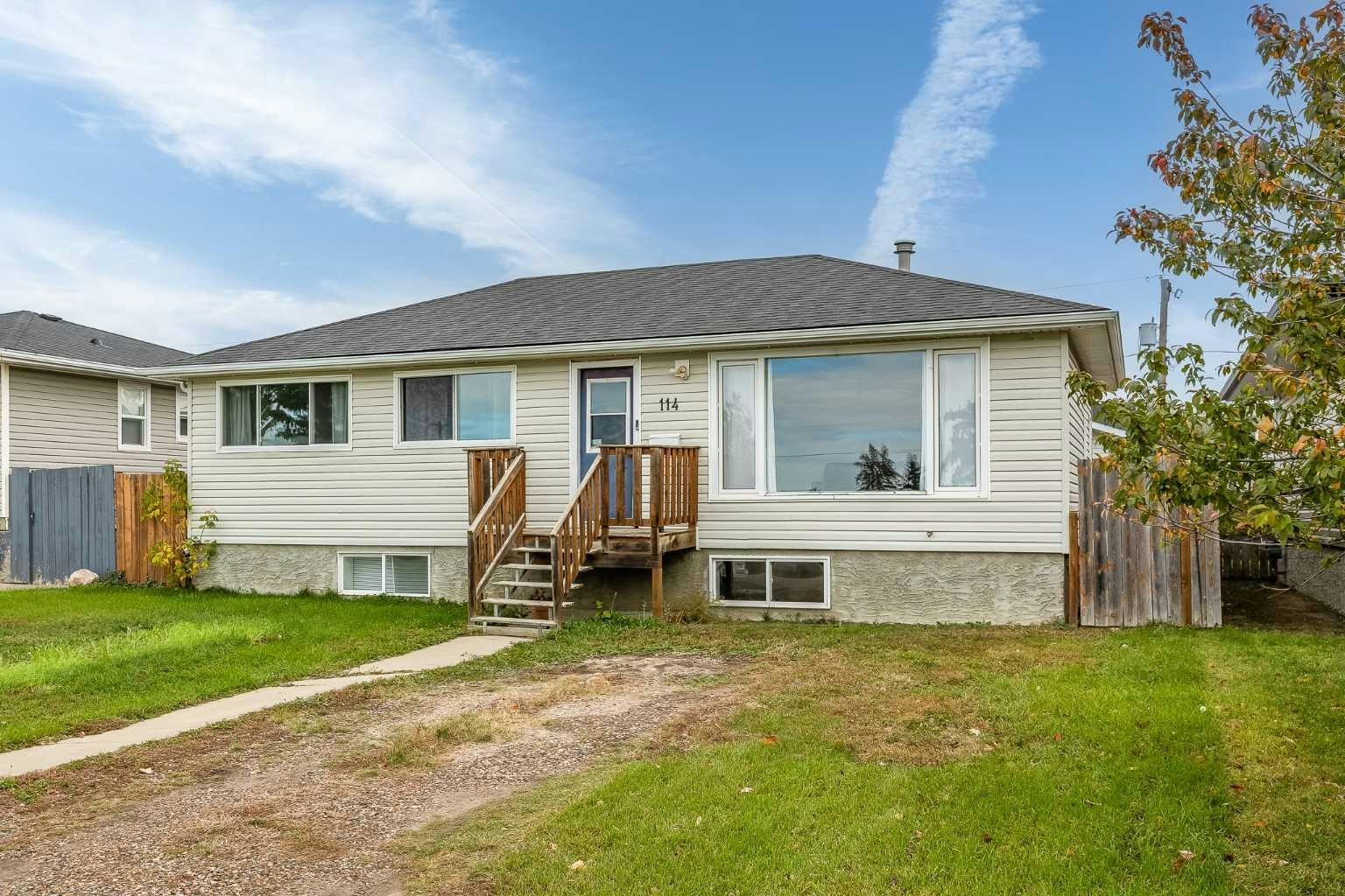 114 4 Street NW, Redcliff, AB, T0J 2P0