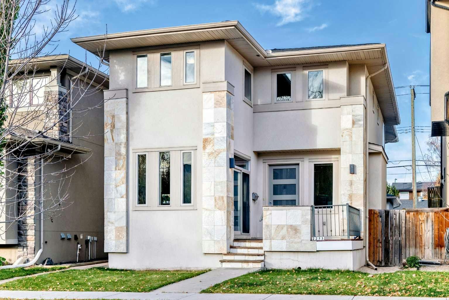 2233 26 Street SW, Calgary, AB, T3E 2A4