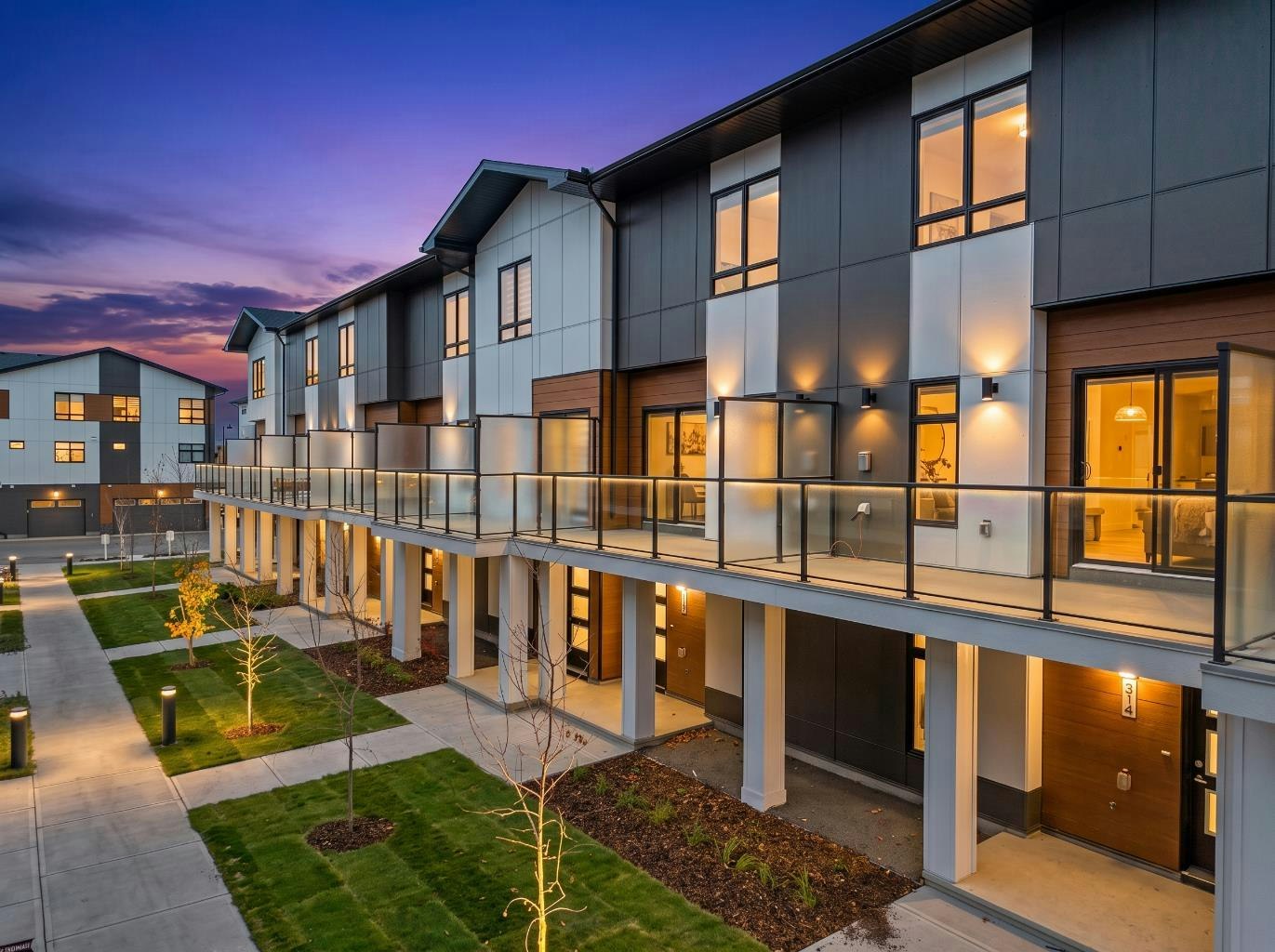 315-8235 8 Avenue SW, Calgary, AB, T3H 6H2