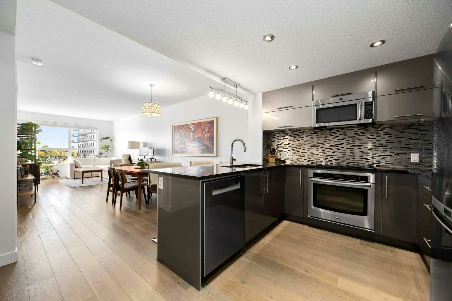 504-1110 3 Avenue NW, Calgary, AB, T2N 4J3