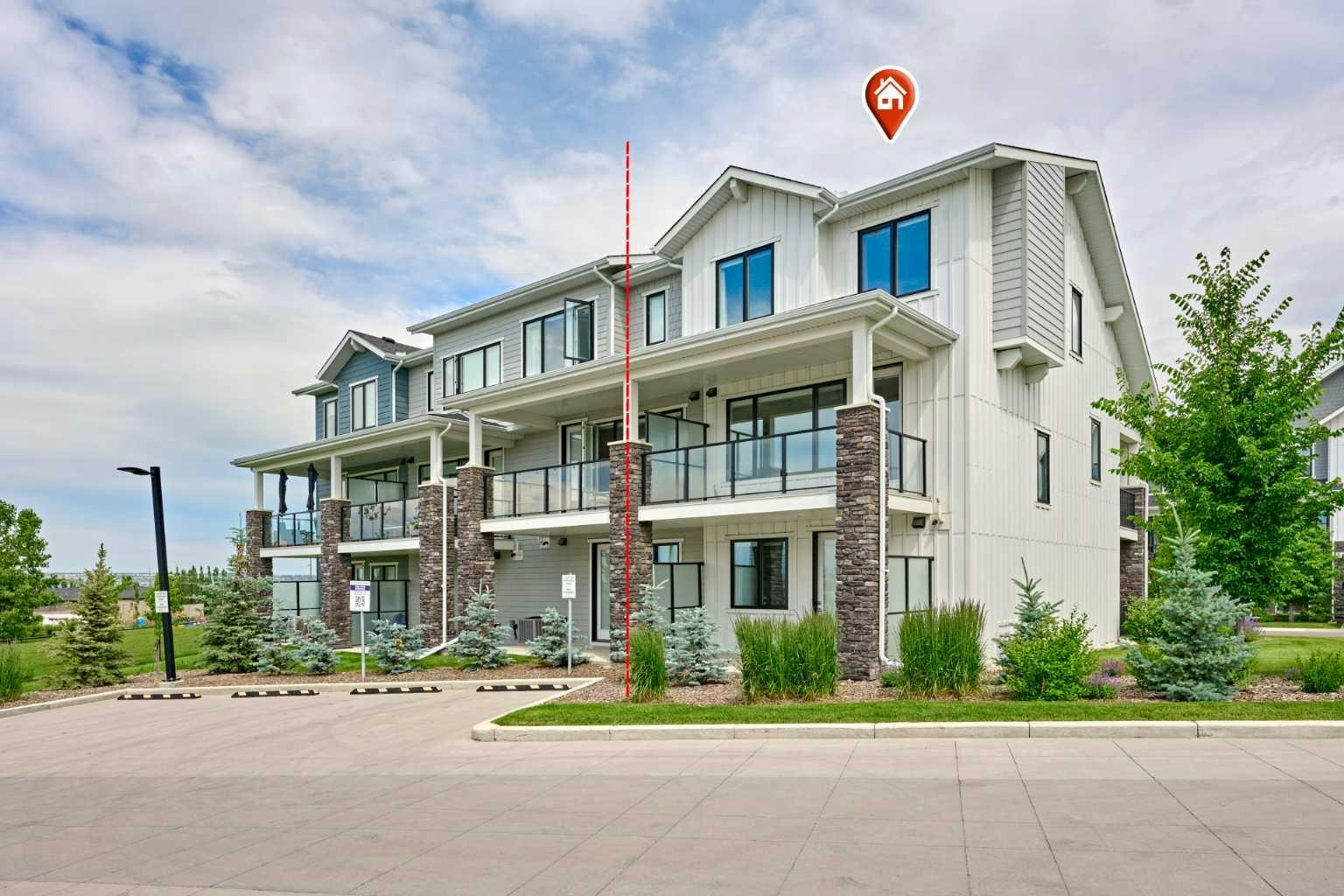 102 Crestridge Common SW, Calgary, AB, T3B 6J5