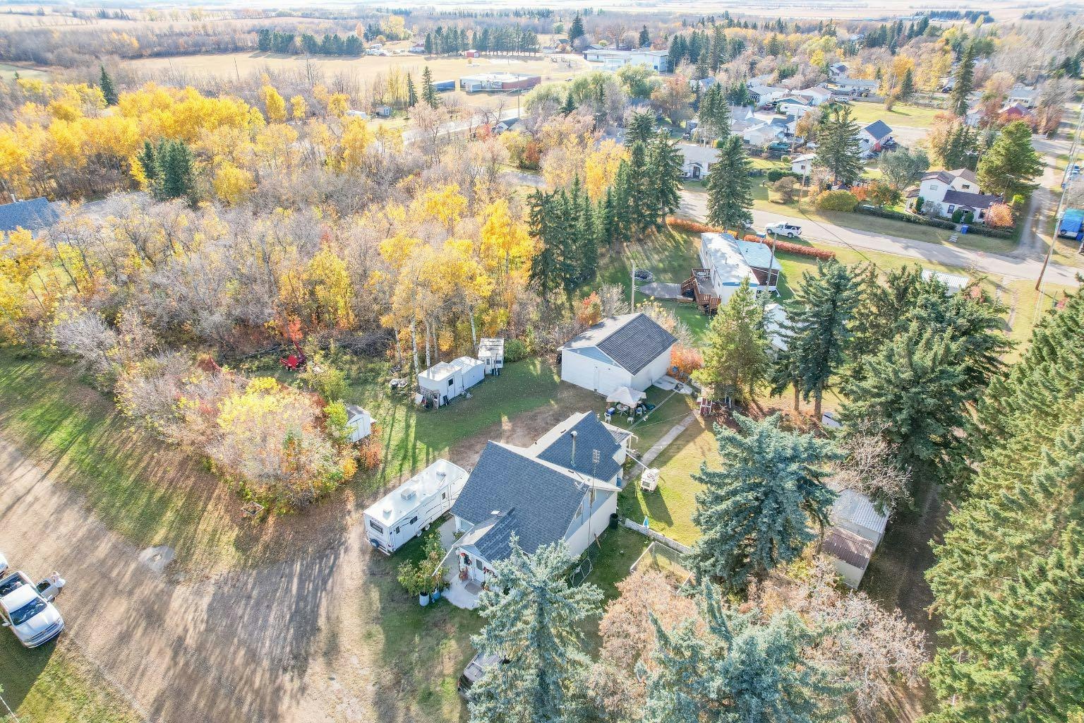 4928 45th Street, Lacombe, AB, T0B 3C0