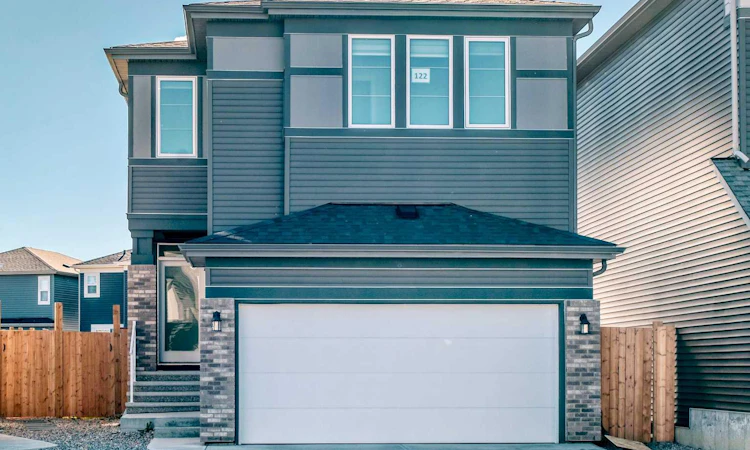 122 Belmont Crescent SW