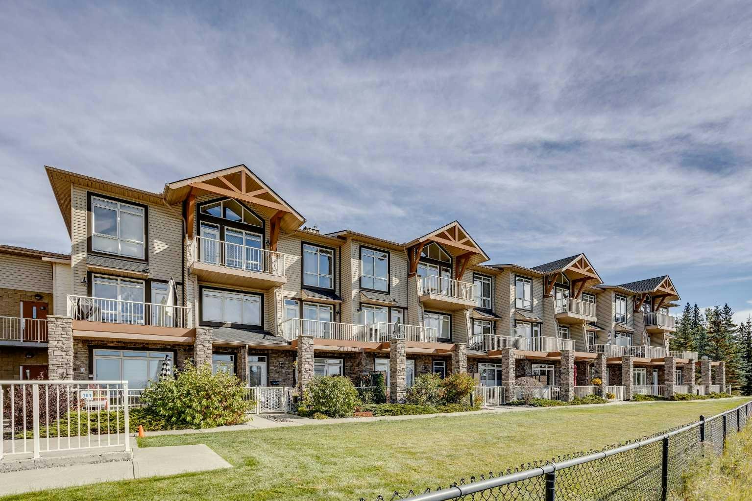 17-181 Rockyledge View NW, Calgary, AB, T3G 6B1