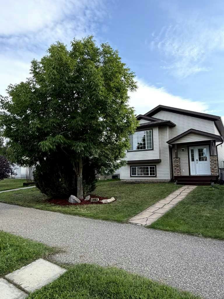 116 Pinnacle Boulevard, Grande Prairie, AB, T8W 2V7